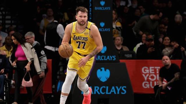 爱游戏-今夜法兰克福篮板制胜AC米兰绝杀压哨备战足总杯，东契奇连续七场比赛得分超过突破纪录瞬间刷屏