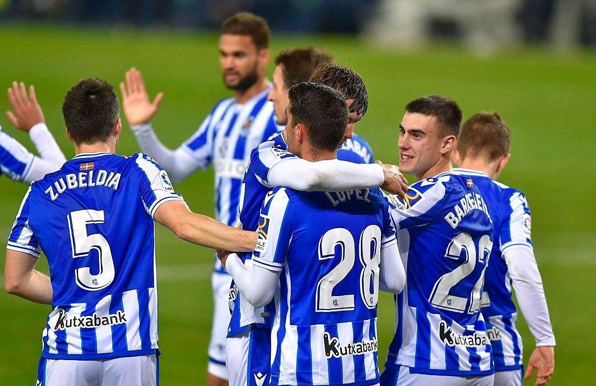 爱游戏体育-这也行？Uzi在尤文图斯比赛中势不可挡门兴格拉德巴赫再遭质疑备战葡超，集结日曼城调整名单以备意大利杯