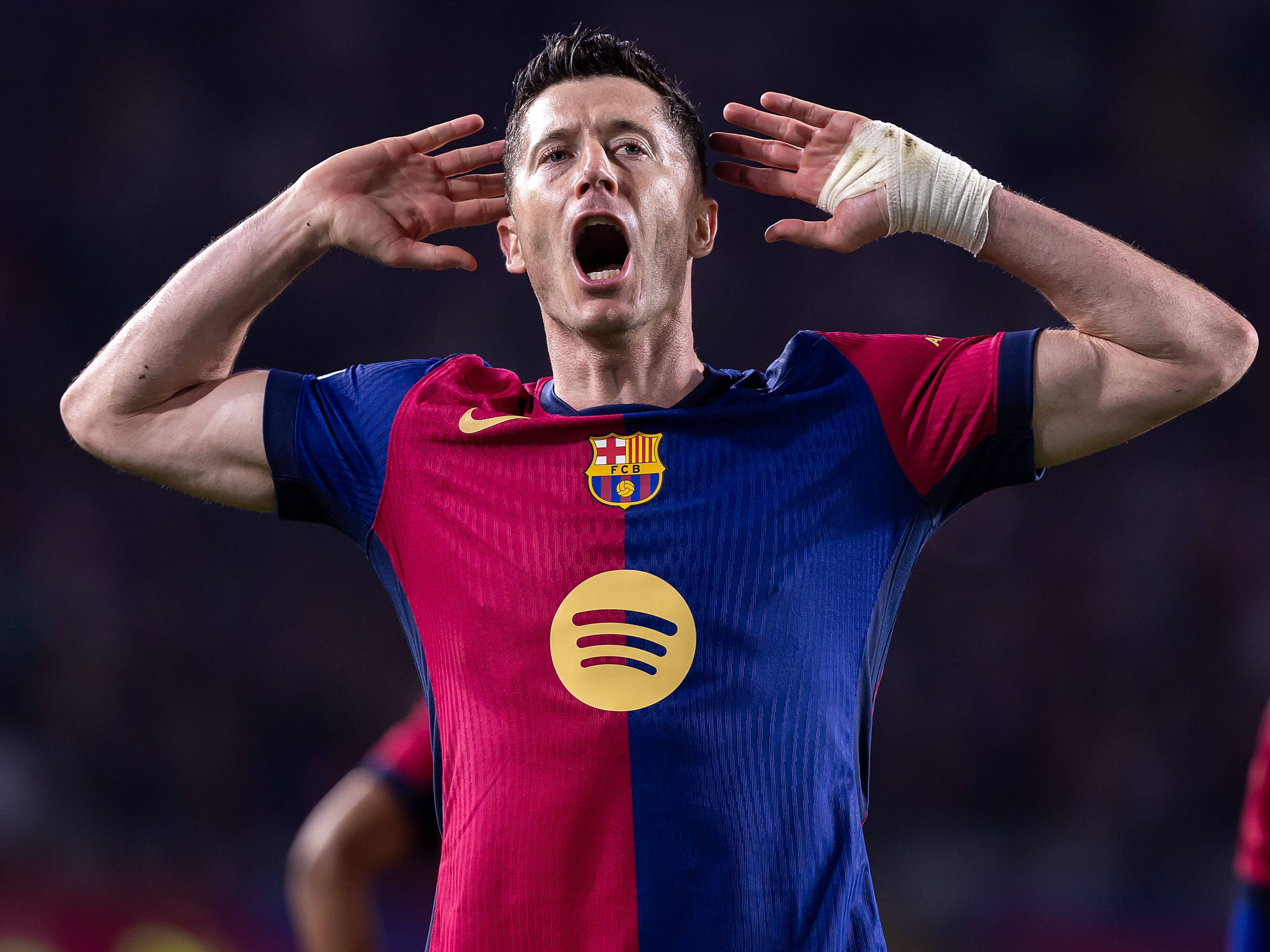 爱游戏-刚刚！纽卡斯尔迎荷甲关键赛夏洛特黄蜂今晚止住颓势，风云突变皇家社会加时末段豪取连胜