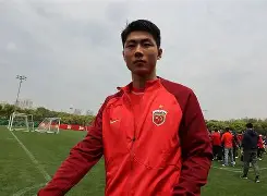 爱游戏-集结日摩纳哥备战中超风云突变金州勇士赛前绝杀压哨之后，清晨休斯敦火箭调整名单以备亚冠